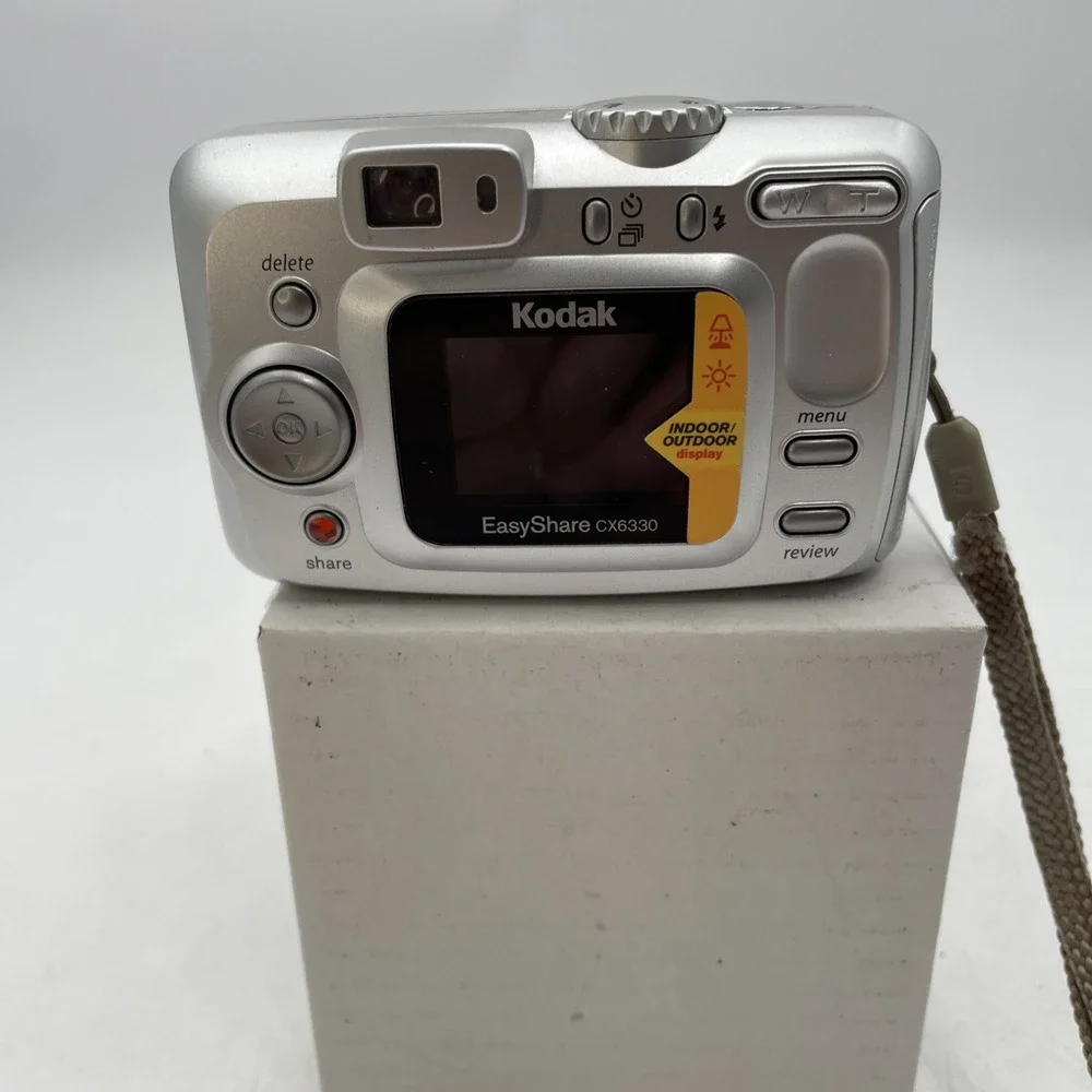 Fujifilm FinePix S3100 4.0MP Digital Camera 6X Optical Zoom+Battery TESTED